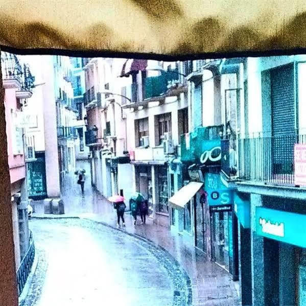 Hostal Pirineos Barbastro Exterior photo